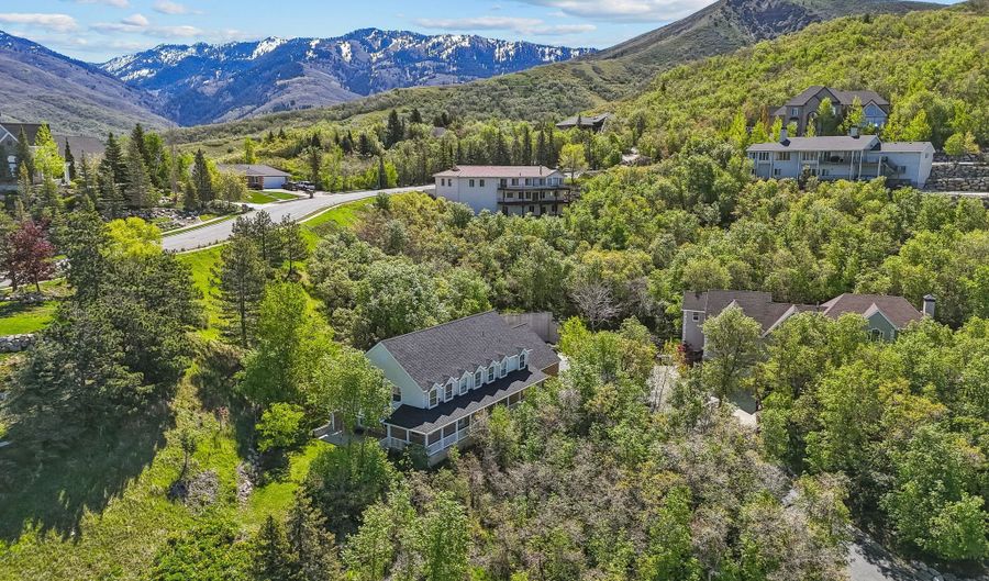 2863 S Cv, Bountiful, UT 84010 - 5 Beds, 3 Bath