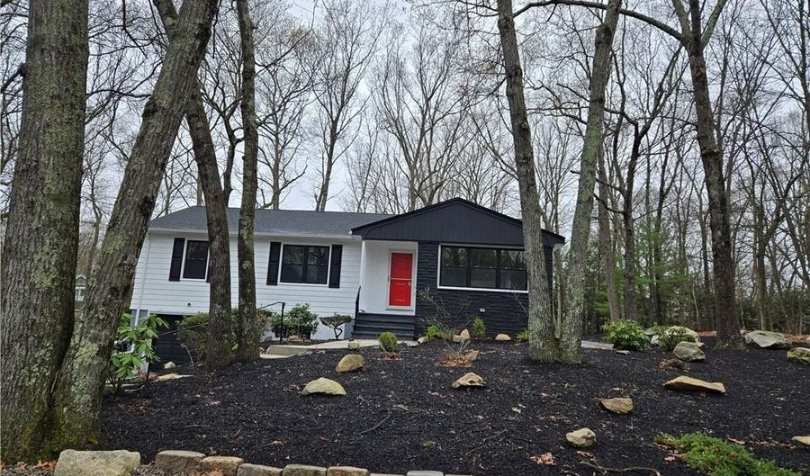 1 Angell Rd, Lincoln, RI 02865 - 3 Beds, 2 Bath