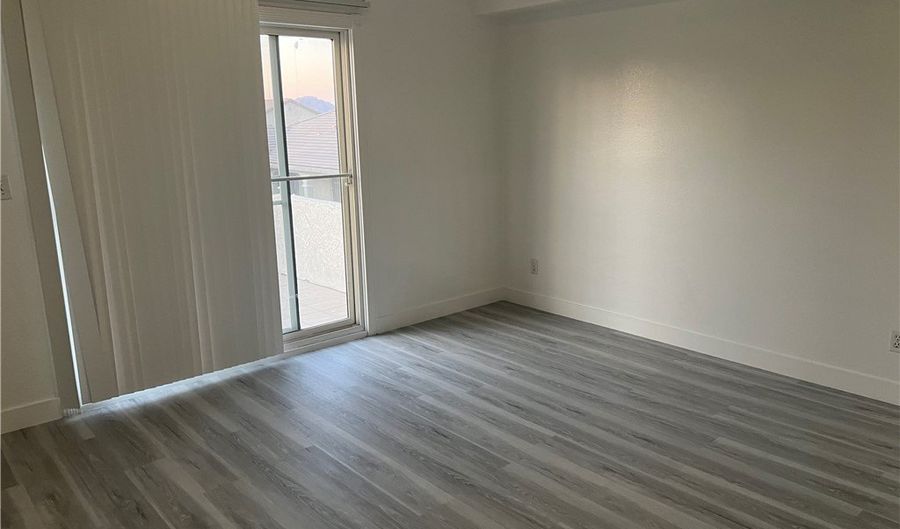 3270 Hidden Falls Way, Henderson, NV 89074 - 3 Beds, 3 Bath