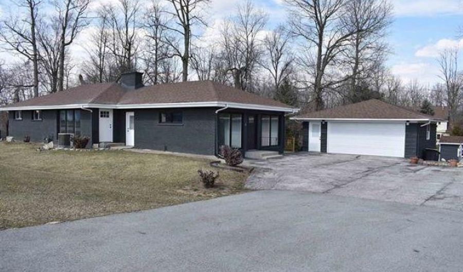 1342 W Dupont Rd, Fort Wayne, IN 46825 - 3 Beds, 2 Bath