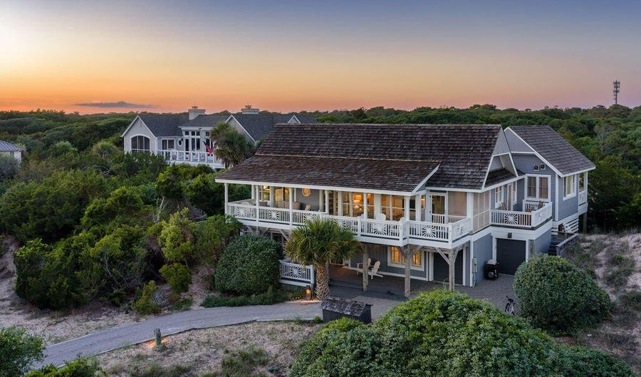 515 S Bald Head Wynd, Bald Head Island, NC 28461 - 5 Beds, 5 Bath