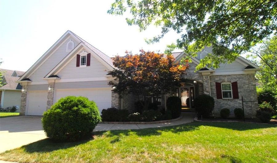 320 Remington Way Dr, Ballwin, MO 63021 - 3 Beds, 3 Bath