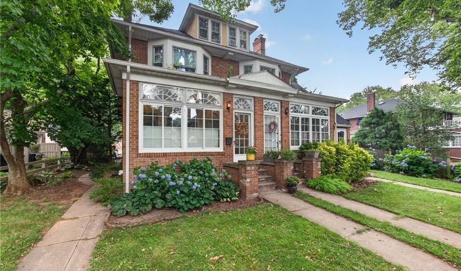 2445 W Allen St, Allentown, PA 18104 - 4 Beds, 2 Bath
