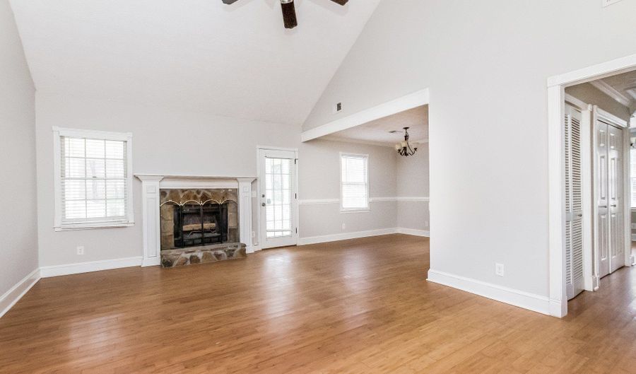 150 Cedar Crk, Acworth, GA 30101 - 3 Beds, 2 Bath