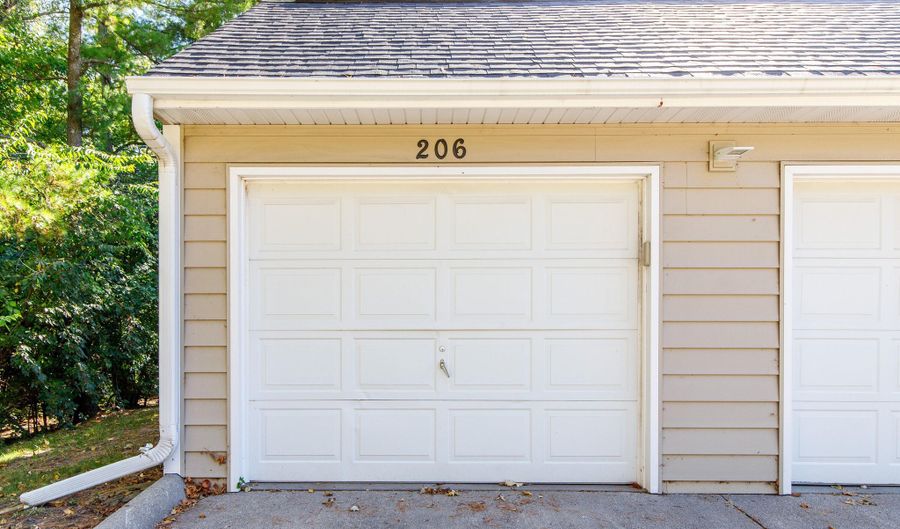 1416 Big Bluestem Ct 206, Ames, IA 50014 - 2 Beds, 2 Bath