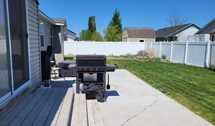 5064 Jake Ave, Chubbuck, ID 83202 - 3 Beds, 2 Bath