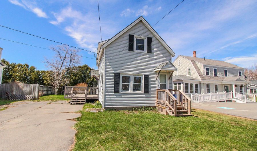 35 Mildred Ave, Bangor, ME 04401 - 3 Beds, 1 Bath