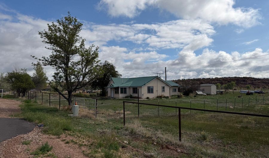 989 S 12000 W, Bluebell, UT 84007 - 2 Beds, 1 Bath