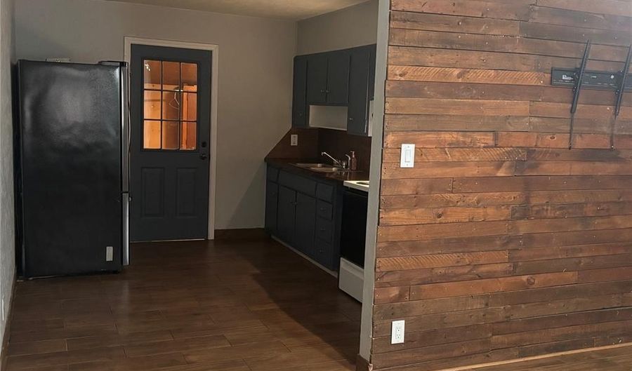 805 W Judy Ave, Altus, OK 73521 - 3 Beds, 1 Bath