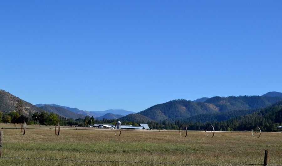 15950 Highway 238, Applegate, OR 97530 - 4 Beds, 3 Bath