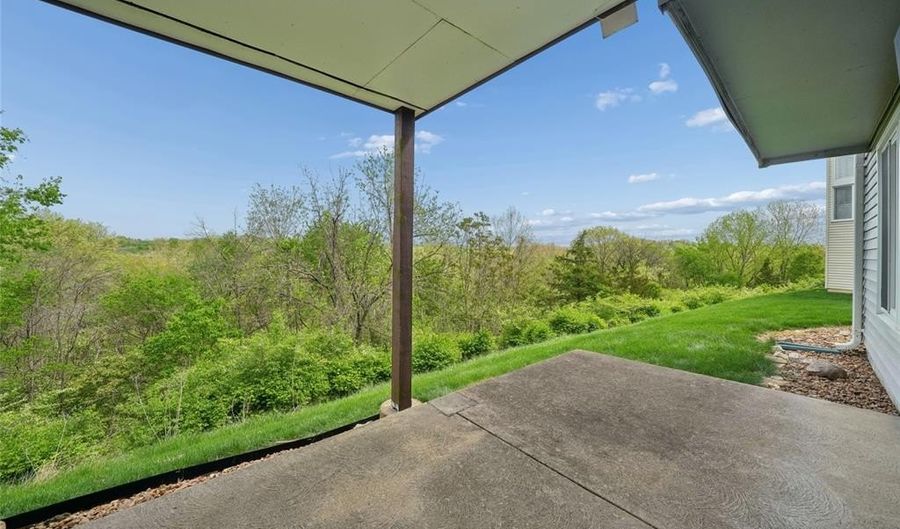 1848 Ridgeview Circle Dr, Ballwin, MO 63021 - 2 Beds, 2 Bath