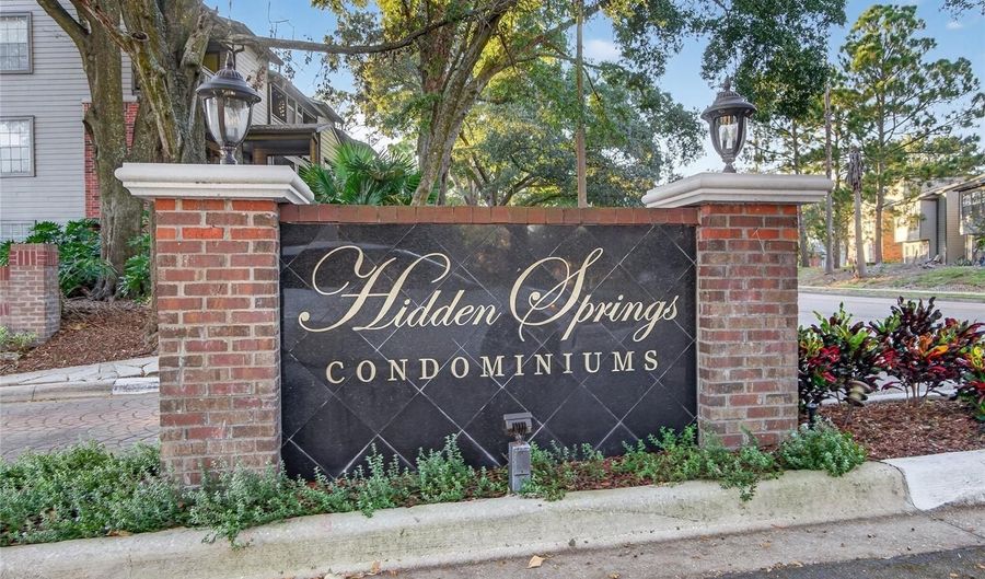 705 YOUNGSTOWN Pkwy 354, Altamonte Springs, FL 32714 - 2 Beds, 2 Bath