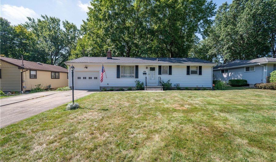 4263 Patricia Ave, Austintown, OH 44511 - 3 Beds, 1 Bath