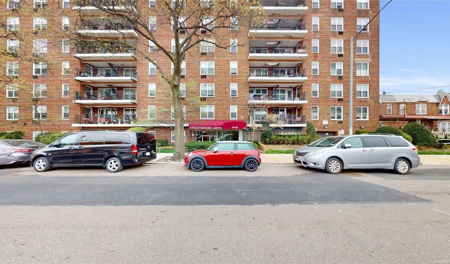 34-43 60 St 2B, Woodside, NY 11377 - 0 Beds, 1 Bath