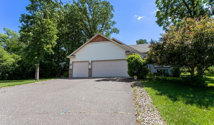 956 Sunflower Way, Amery, WI 54001 - 4 Beds, 2 Bath