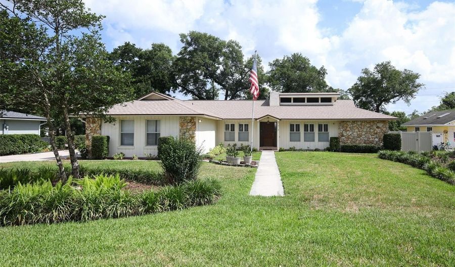313 WHITE OAK Dr, Altamonte Springs, FL 32701 - 4 Beds, 2 Bath