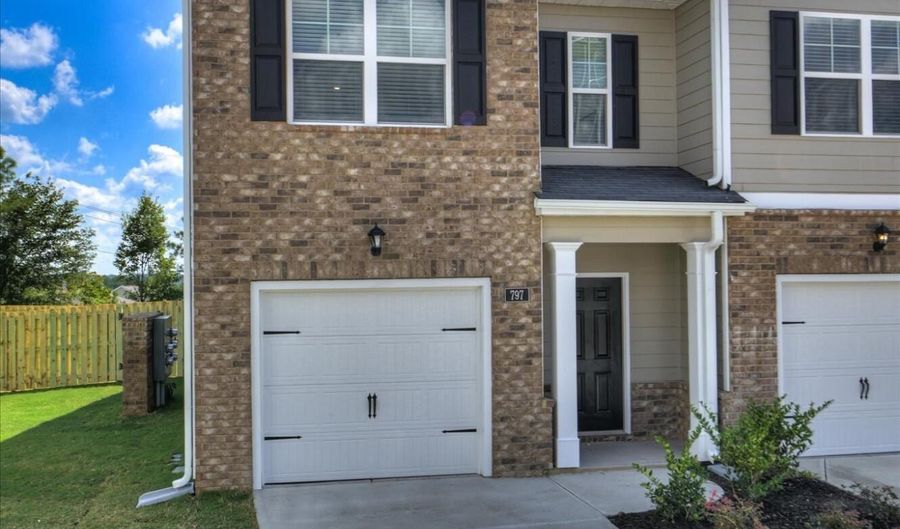 797 Grovebury Ct, Aiken, SC 29801 - 3 Beds, 3 Bath