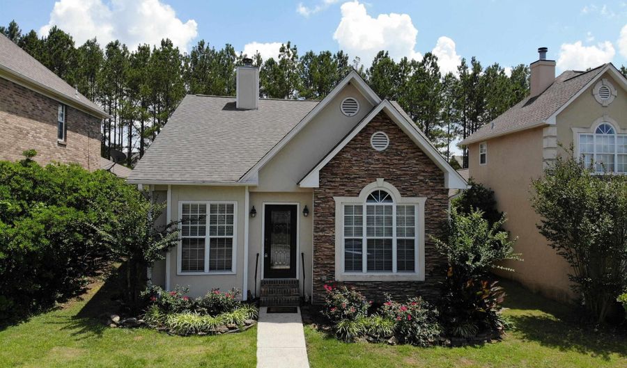 127 WARWICK Cir, Alabaster, AL 35007 - 2 Beds, 2 Bath