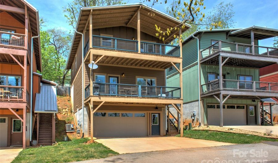 12 Upstream Way, Asheville, NC 28806 - 3 Beds, 3 Bath