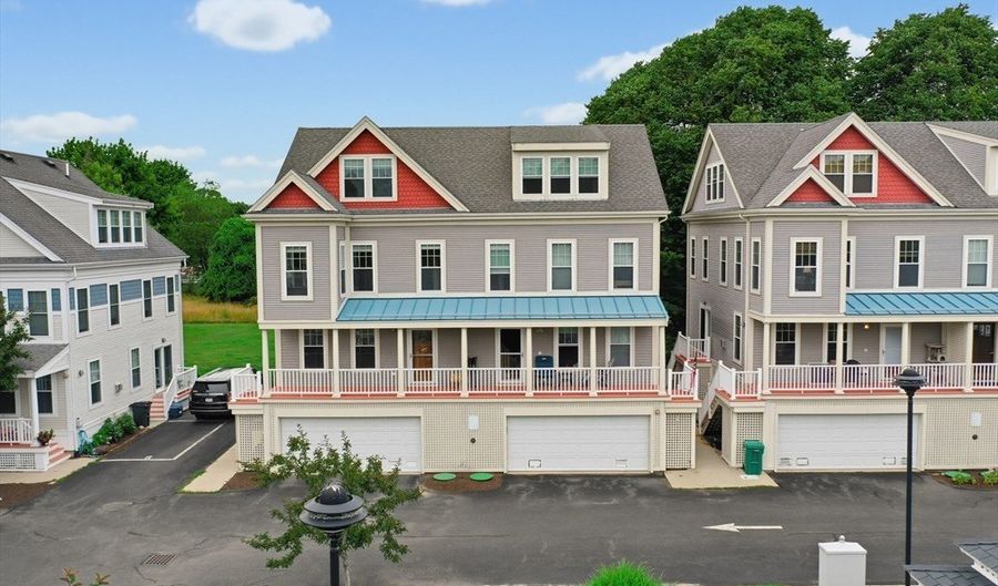 12 Honora Ln 12, Bourne, MA 02532 - 3 Beds, 2 Bath
