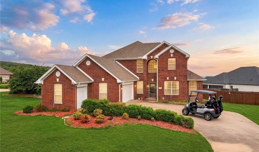 836 Eagle Crest Dr, Alma, AR 72921 - 5 Beds, 4 Bath
