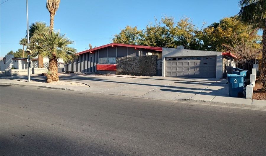 3378 Seneca Dr, Las Vegas, NV 89169 - 3 Beds, 3 Bath