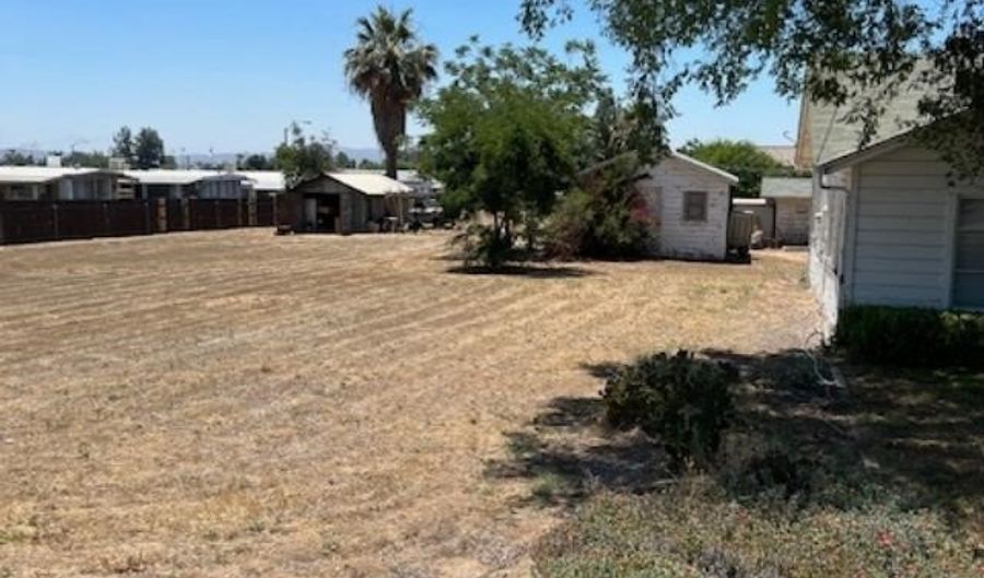 12182 5th St, Yucaipa, CA 92399 - 3 Beds, 1 Bath