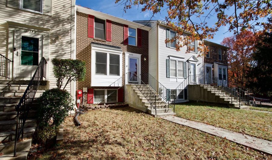 11253 WESTPORT Dr, Bowie, MD 20720 - 2 Beds, 3 Bath