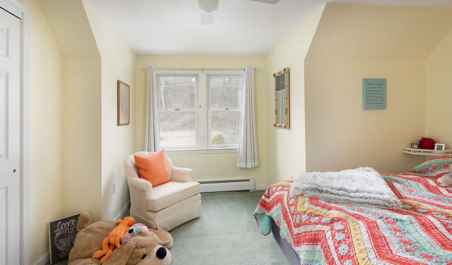 100 Sand Rd, Canaan, CT 06031 - 4 Beds, 2 Bath