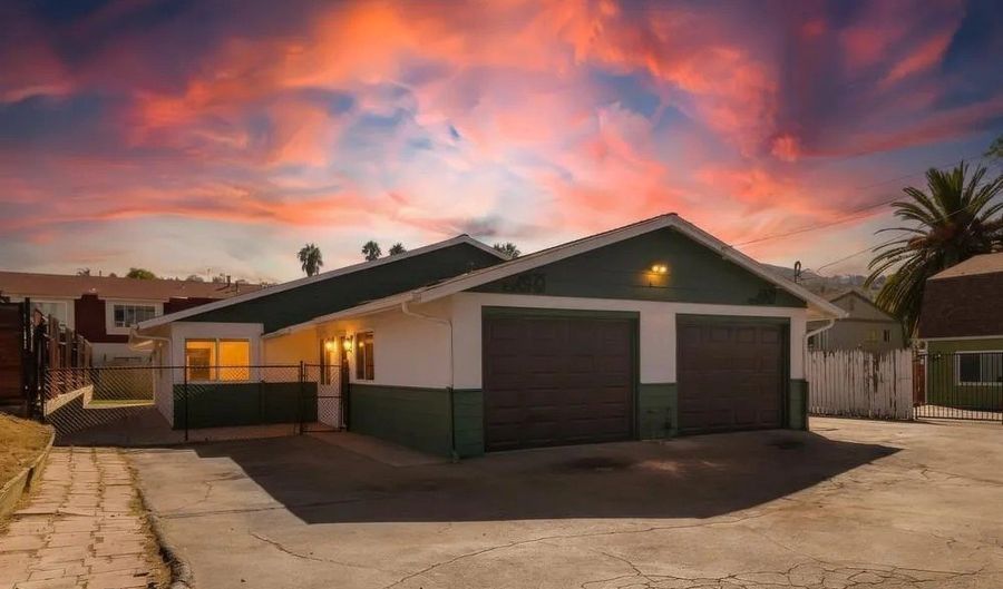 2821-25 Rosedale Way, Spring Valley, CA 91977 - 6 Beds, 4 Bath