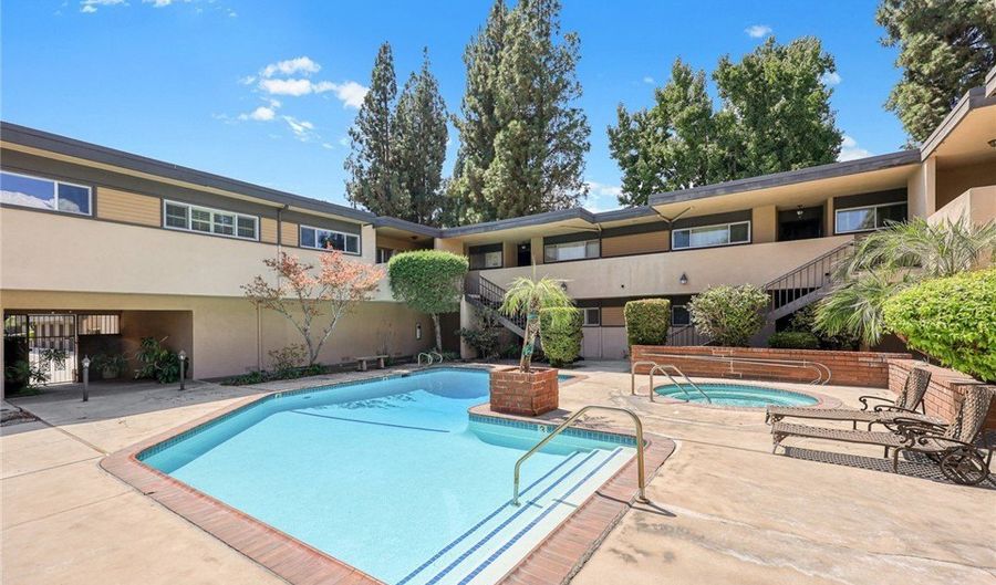 540 Fairview 34, Arcadia, CA 91007 - 2 Beds, 2 Bath