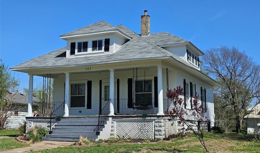 303 S Central Ave, Allerton, IA 50008 - 2 Beds, 1 Bath