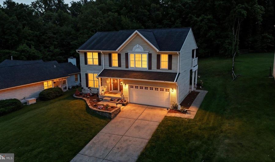 3713 FEDERAL Ln, Abingdon, MD 21009 - 4 Beds, 4 Bath
