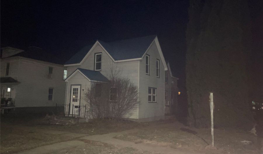 502 State St, Ackley, IA 50601 - 3 Beds, 1 Bath