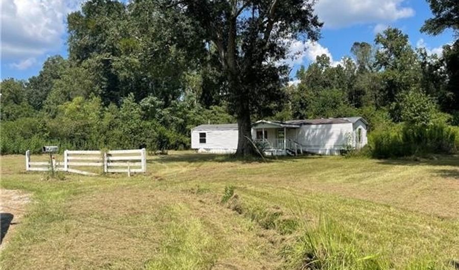 12539 YOUNG Ln, Amite, LA 70422 - 3 Beds, 2 Bath