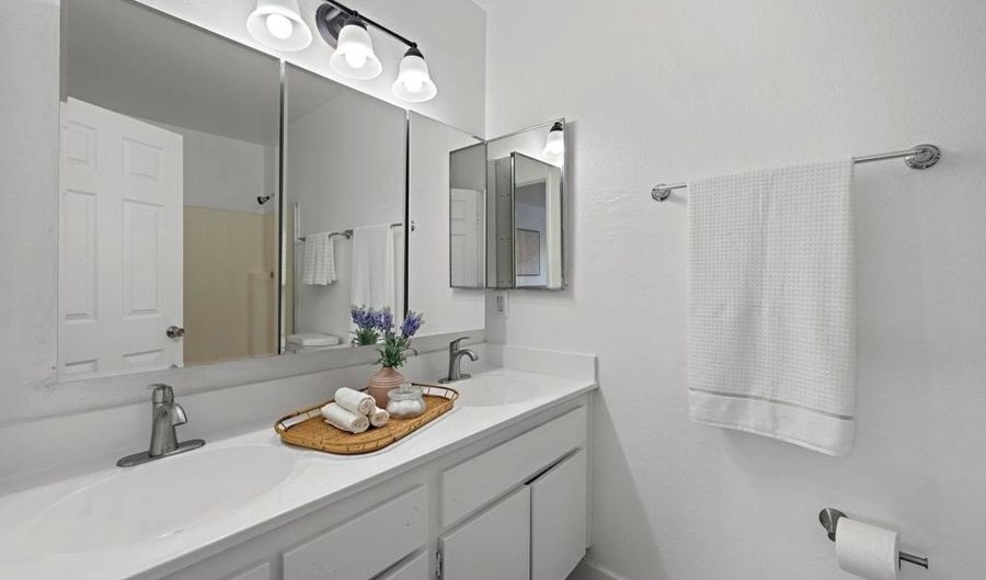 3408 Del Este Way, Oceanside, CA 92056 - 3 Beds, 2 Bath