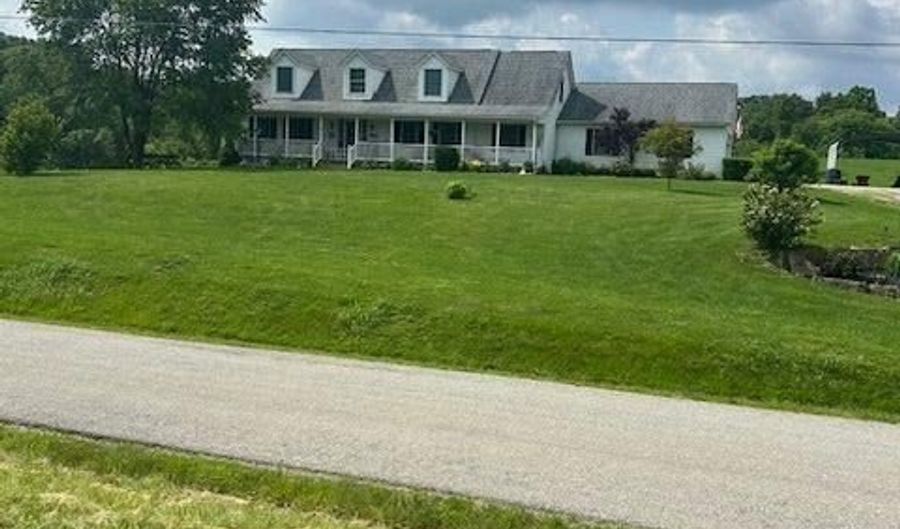 17777 Mush Run Rd, Athens, OH 45701 - 5 Beds, 4 Bath