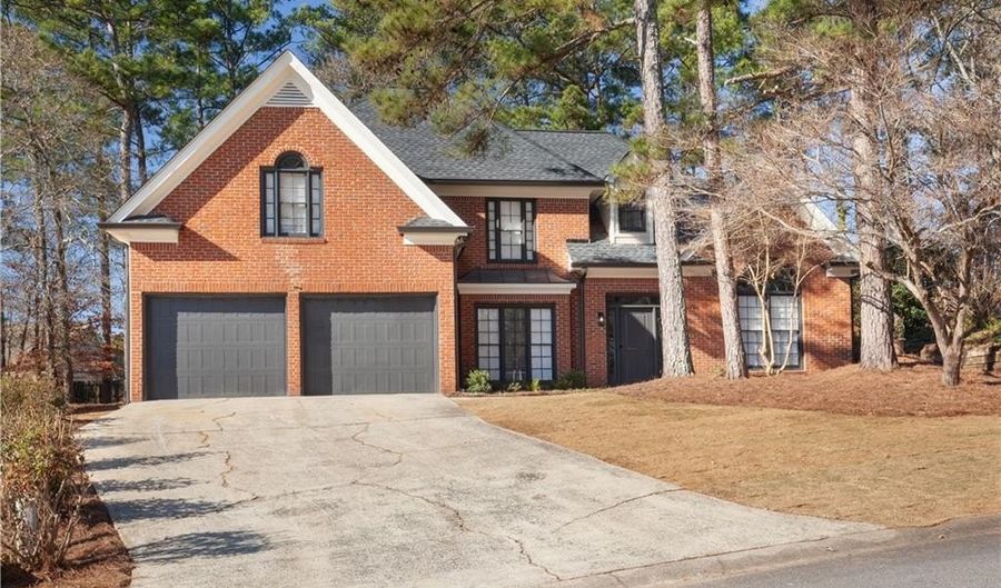 2419 Doubletree Dr NW, Acworth, GA 30102 - 5 Beds, 3 Bath