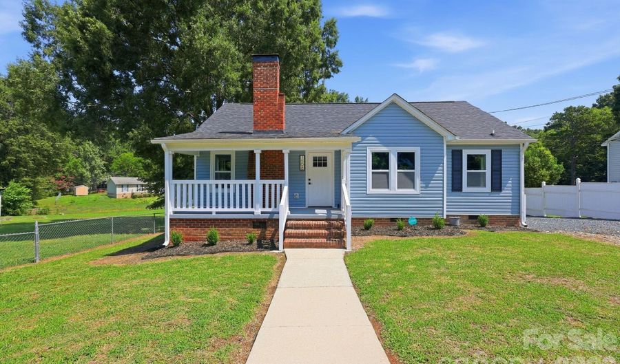 1508 Old Charlotte Rd, Albemarle, NC 28001 - 3 Beds, 3 Bath
