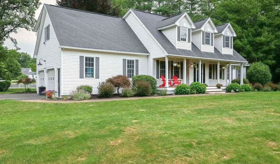 9 Taconic Dr, Amherst, NH 03031 - 4 Beds, 3 Bath