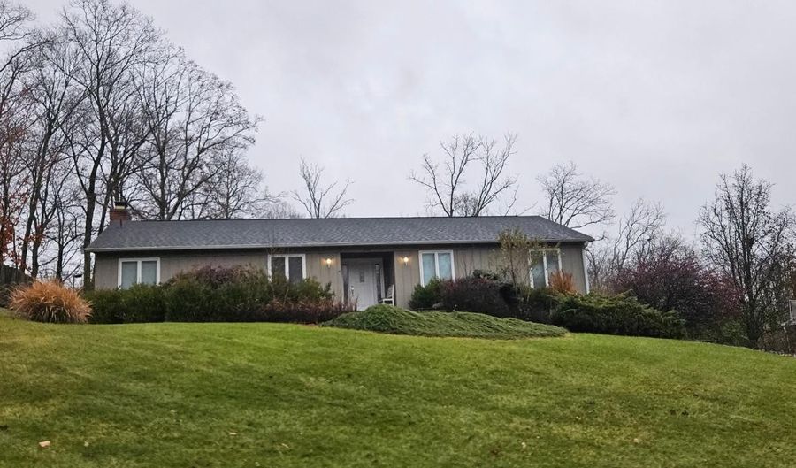 2788 Whitehouse Ln, Anderson Twp., OH 45244 - 3 Beds, 2 Bath