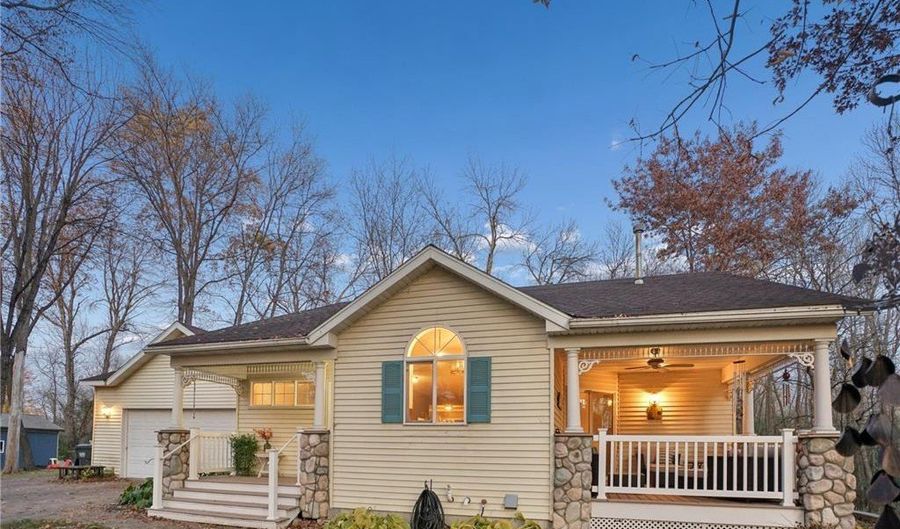 135 Hunters Path, Annandale, MN 55302 - 3 Beds, 3 Bath