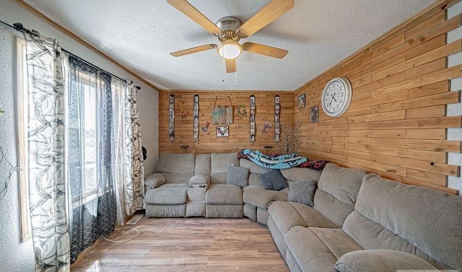297 Amherst Cir, Blackfoot, ID 83221 - 3 Beds, 2 Bath