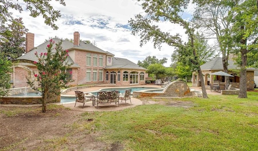 1580 Hunterglenn Dr, Aledo, TX 76008 - 5 Beds, 4 Bath