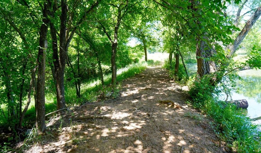 810 Rd & 3470 Rd, Agra, OK 74824 - 0 Beds, 0 Bath