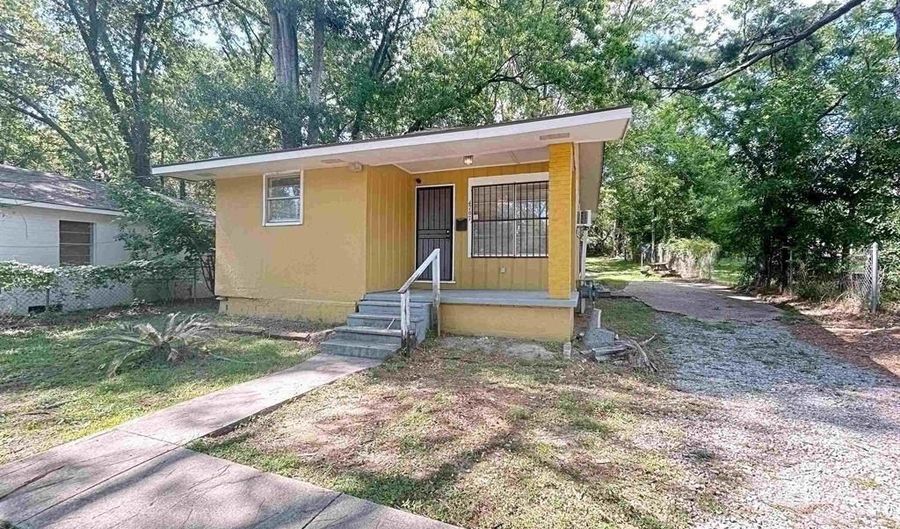 4767 Bawell St, Baton Rouge, LA 70808 - 2 Beds, 1 Bath