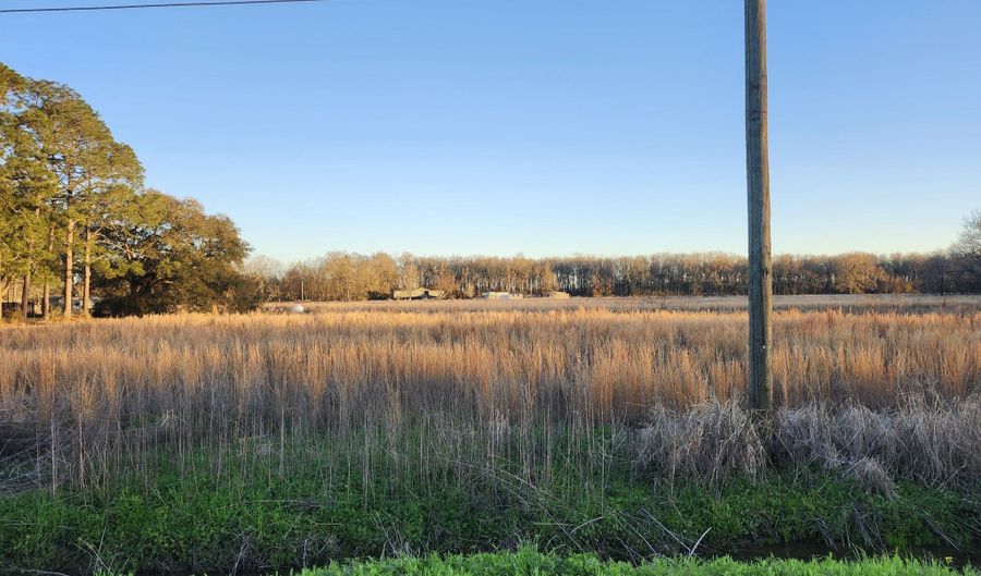 1388 N Portage Hwy, Arnaudville, LA 70512 - 0 Beds, 0 Bath