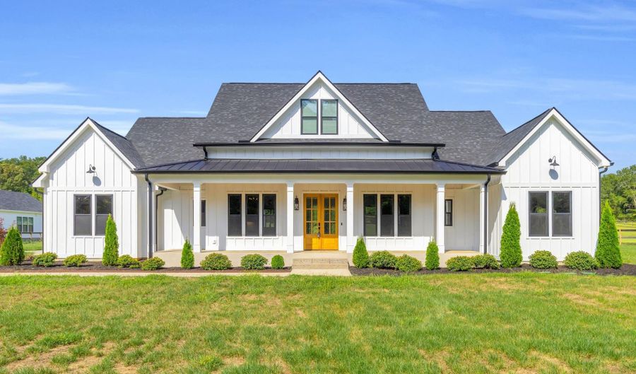 164 Triangle Pine Rd, Fountain Inn, SC 29644 - 4 Beds, 5 Bath
