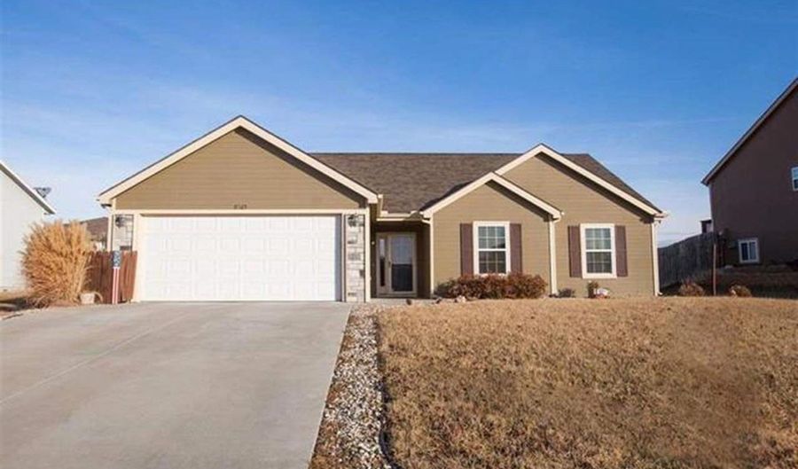 8865 Elderberry Run, Manhattan, KS 66502 - 3 Beds, 2 Bath