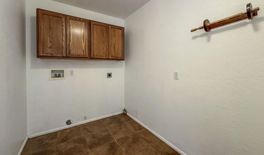 2695 W Owl Hill Rd, Chino Valley, AZ 86323 - 3 Beds, 2 Bath